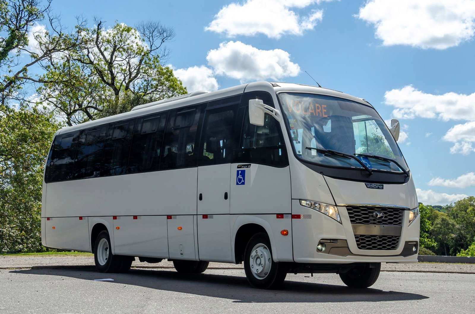 Volare Fornece Novos Micro Nibus Para A Rimatur Nibus Transporte