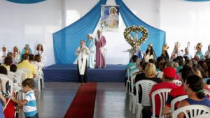 Padre Luiz Júnior deu sua benção no final do evento