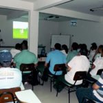 Um vídeo om mensagens de otimismo foi apresentado no início do treinamento