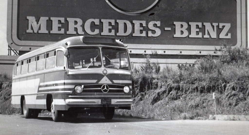 História Saiba por que os ônibus monoblocos da Mercedes Benz