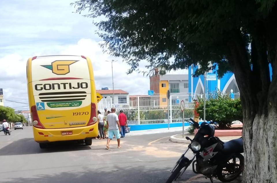 onibus desembarque em queimadas 2