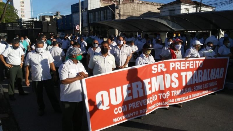 Motoristas realizam protesto pedindo a volta da circulação de ônibus em João Pessoa 8 protesto onibus 800x450 1