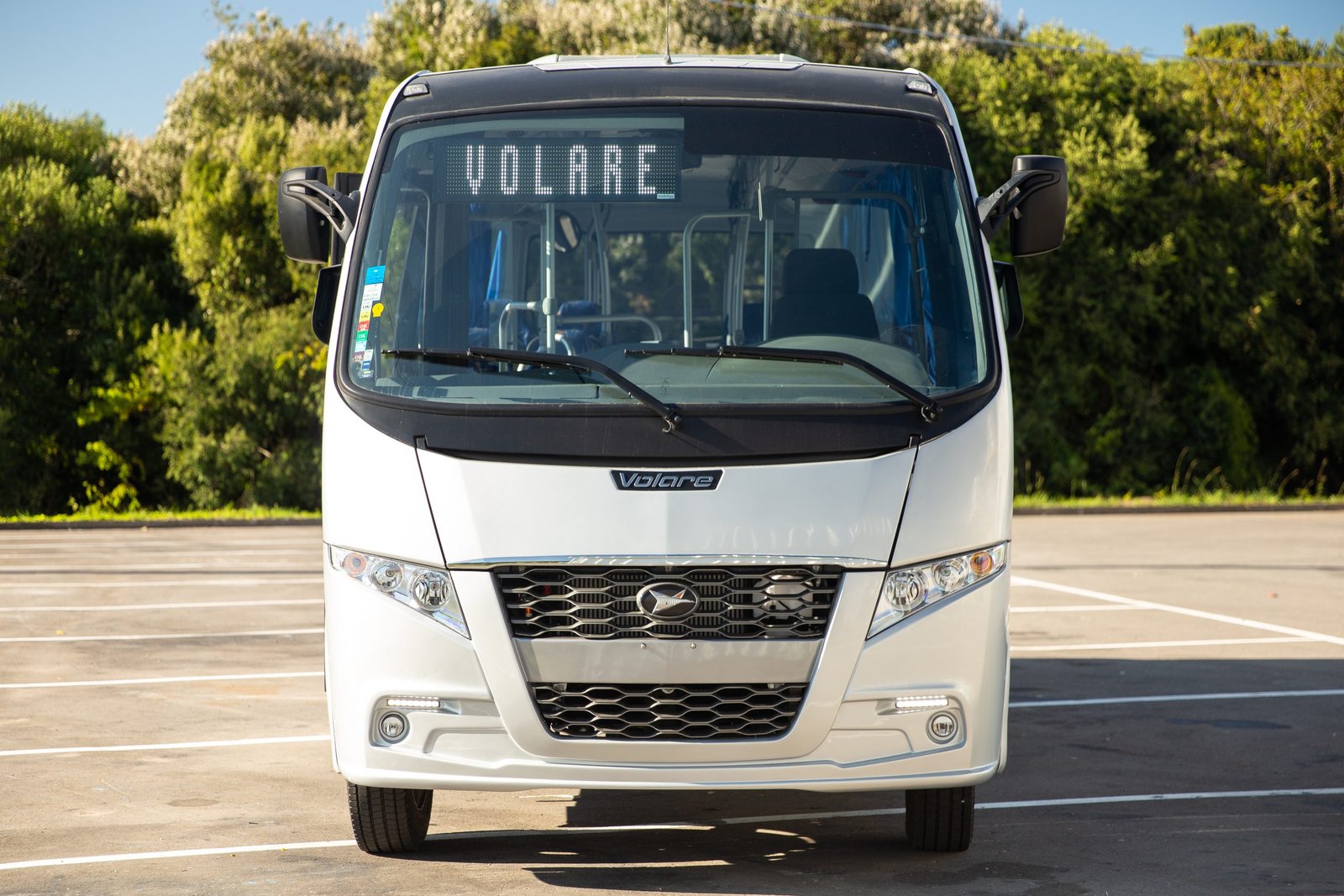 Mercedes-Benz e Volare lançam novo micro-ônibus urbano em El Salvador 3 20200817 5ce32333641e4f80be4bef88d379eb0f volare 4 scaled
