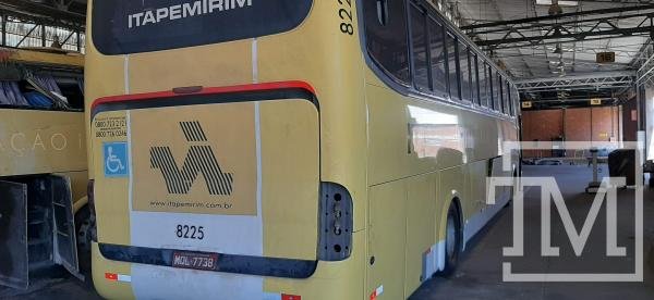 8225 2