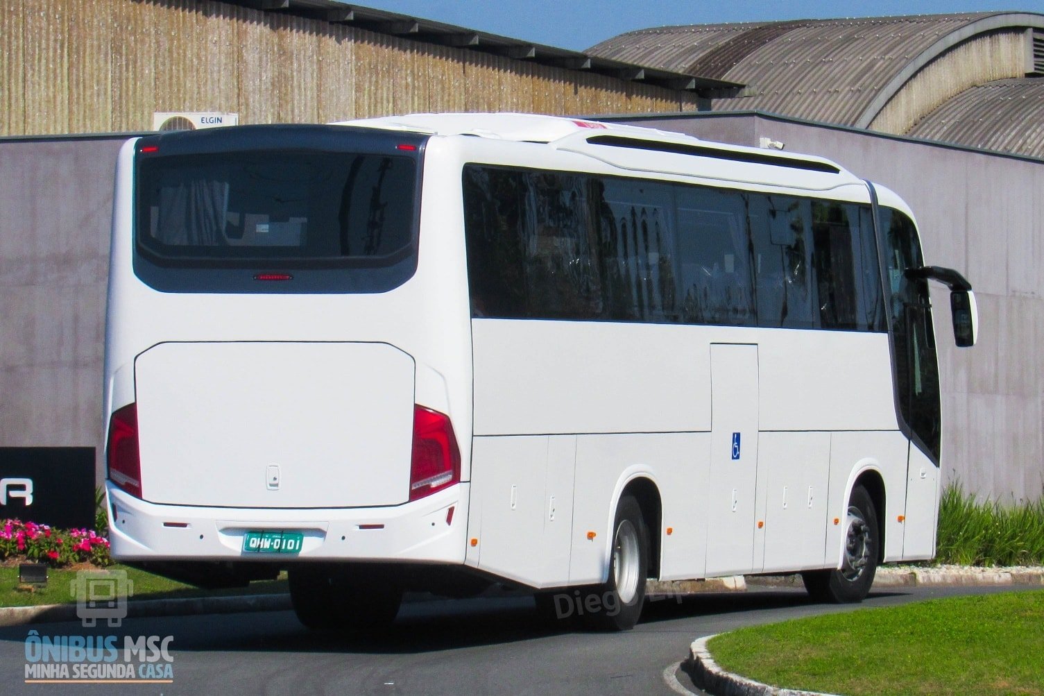 Busscar apresenta o El Buss 340 2 119900533 3279871355381382 7256300885482999913 o