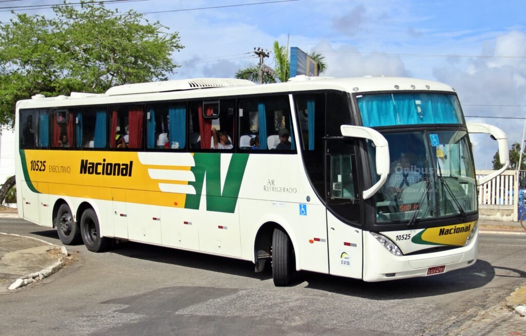 Nacional 10525 2015 12 30 AJU