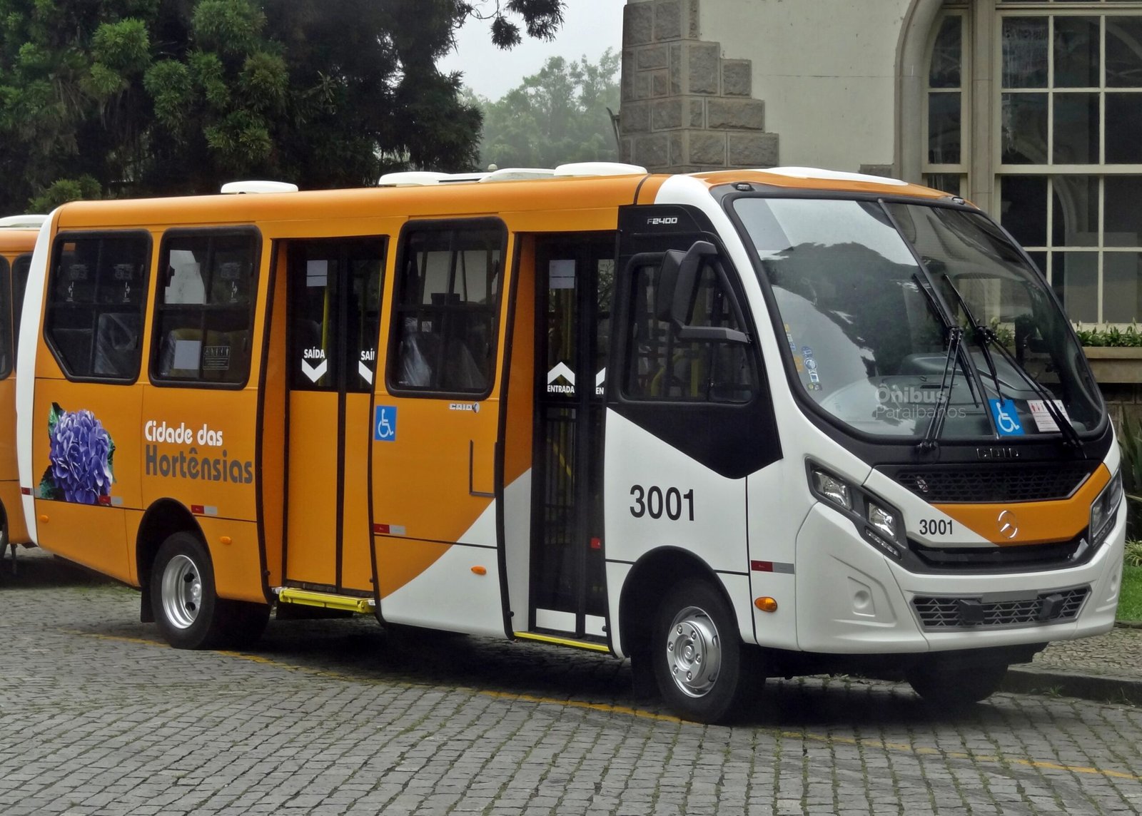 Cidade das Hortênsias renova a frota com micro-ônibus da Caio 4 DSC09728 scaled