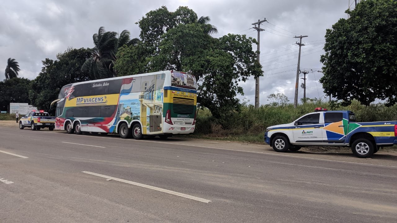Operação de combate ao transporte clandestino da ANTT em conjunto com BPRV-PMPE apreende 08 veículos 11 WhatsApp Image 2020 12 01 at 13.40.46