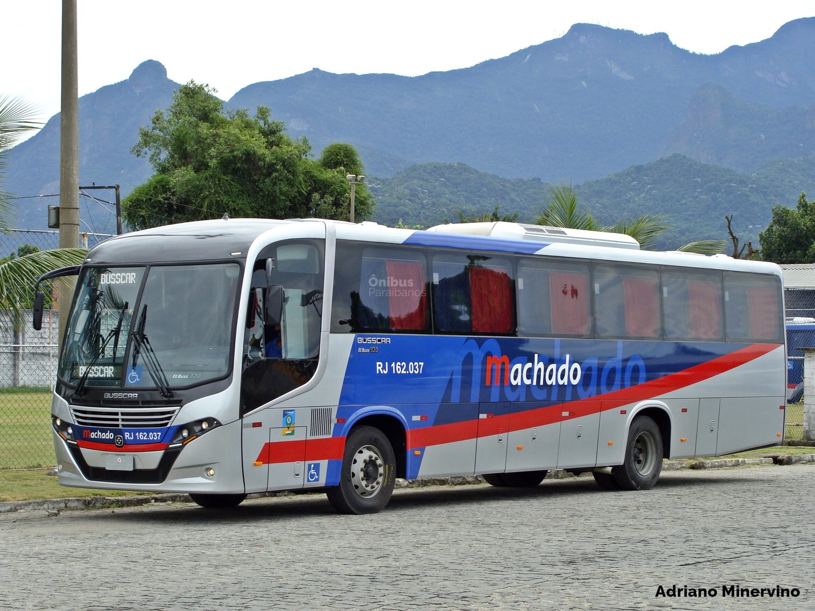 Machado recebe os seus primeiros El Buss 3 DSC02202 1 scaled