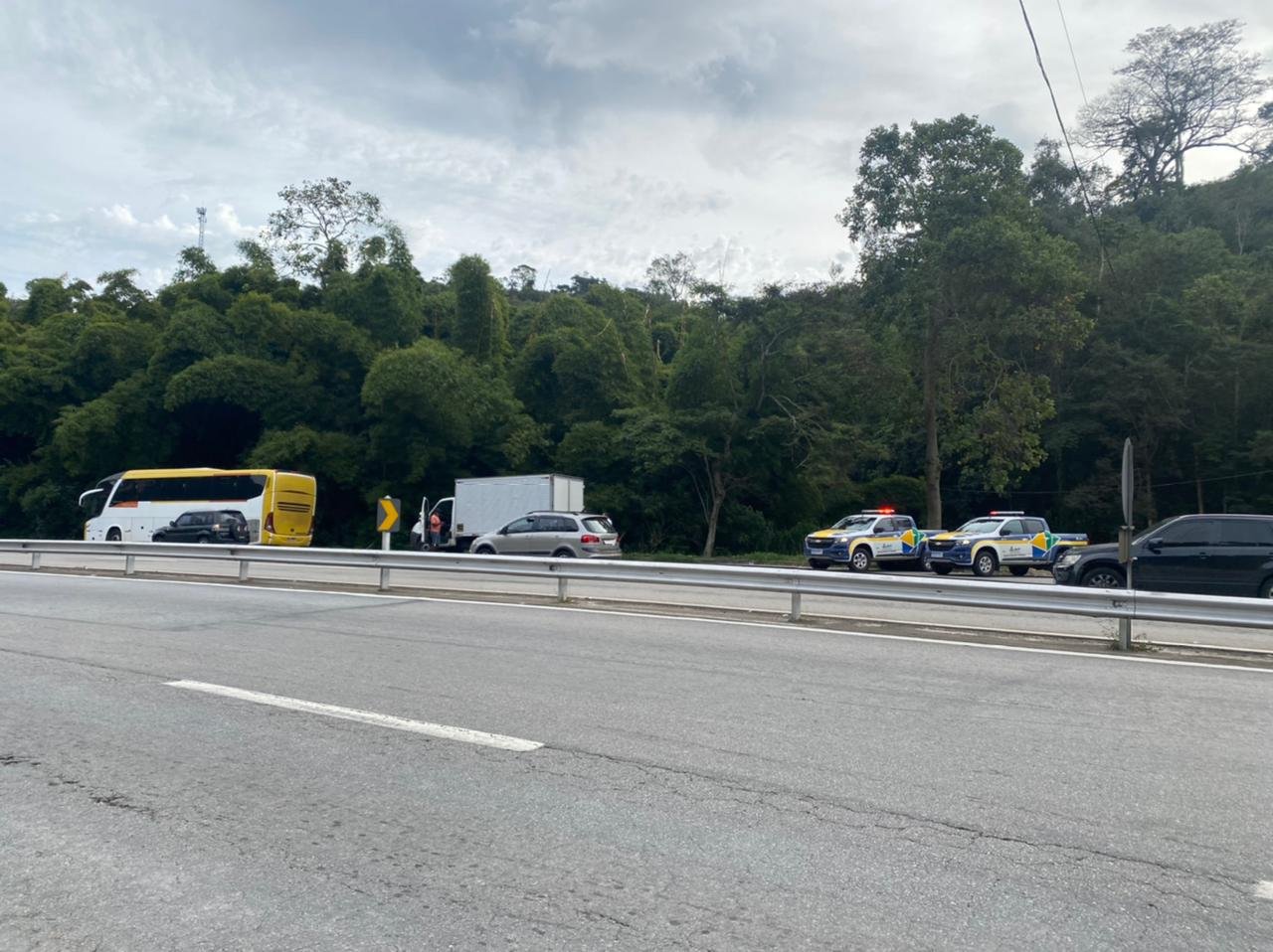 ANTT apreende 11 veículos fazendo transporte clandestino em operação de fiscalização na BR 040 (RJ) 2 WhatsApp Image 2021 05 03 at 12.22.46 1
