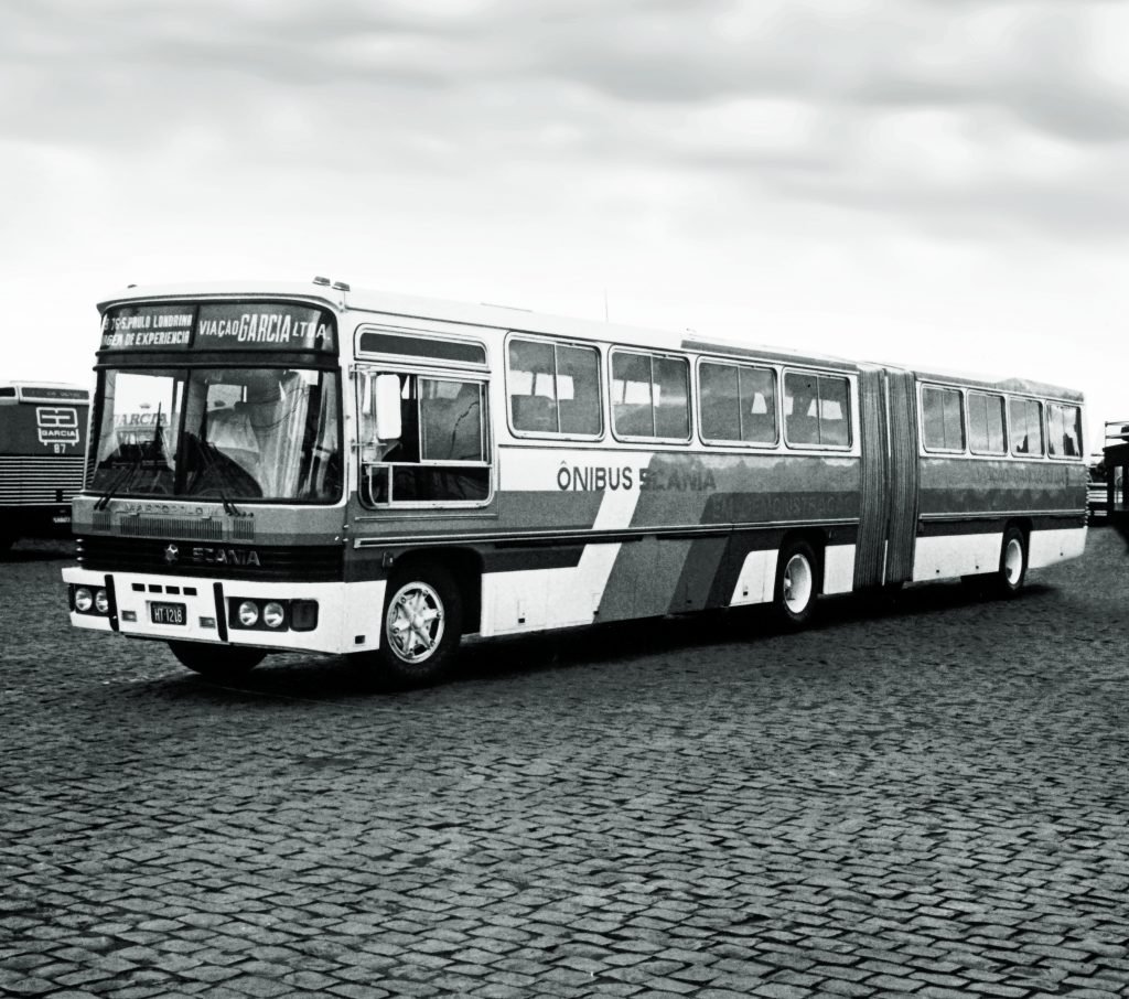 Antes dos caminhões, veio o ônibus: a história da Scania no transporte de passageiros brasileiro desde 1948 8 1978 articulado