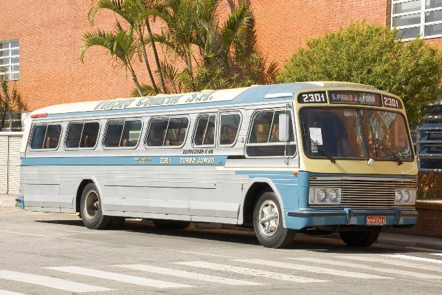 Antes dos caminhões, veio o ônibus: a história da Scania no transporte de passageiros brasileiro desde 1948 4 B76