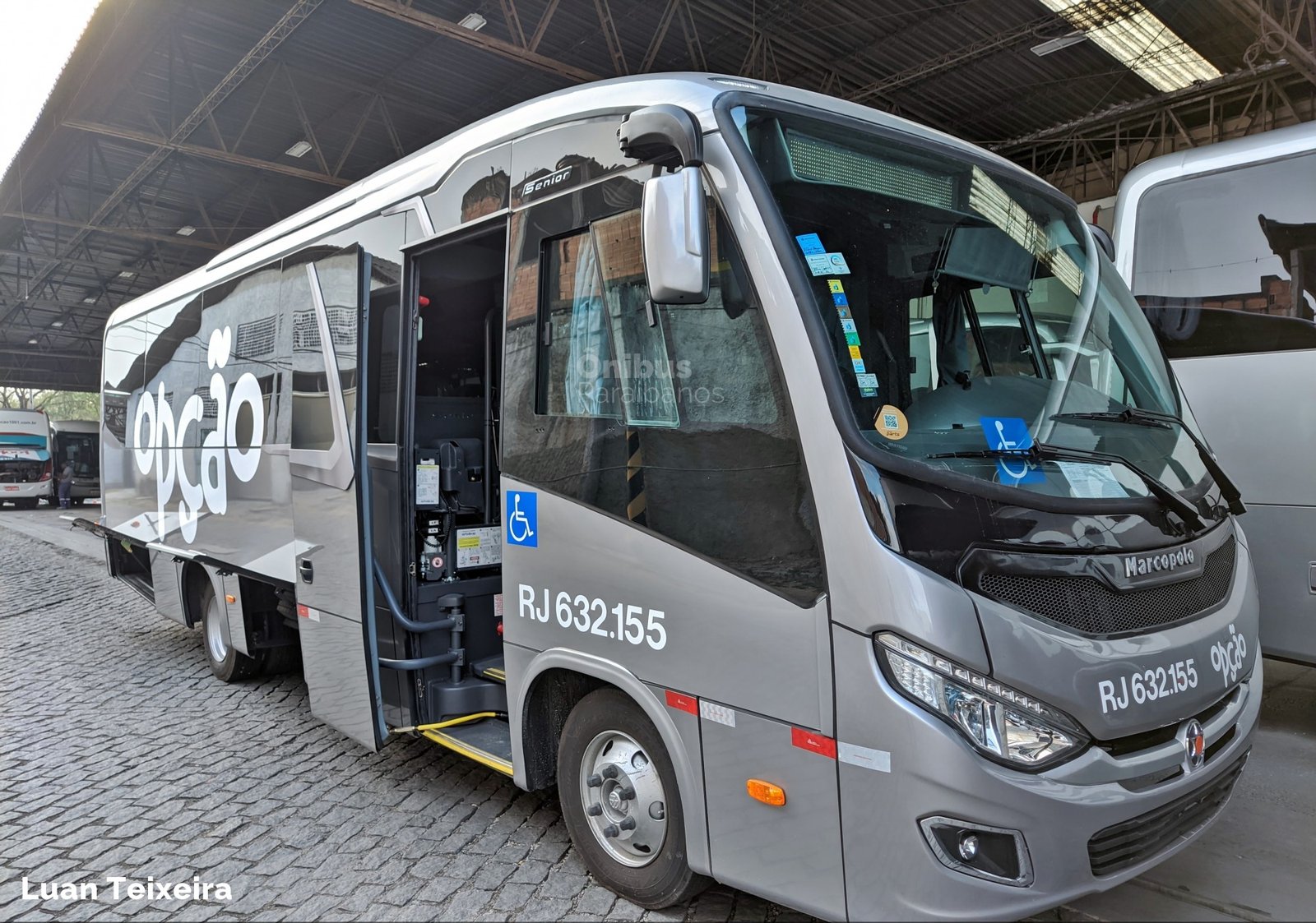 Opção recebe micro-ônibus do modelo Senior da Marcopolo 7 4aab3e103e798ad88c6e81f9727fc6ac