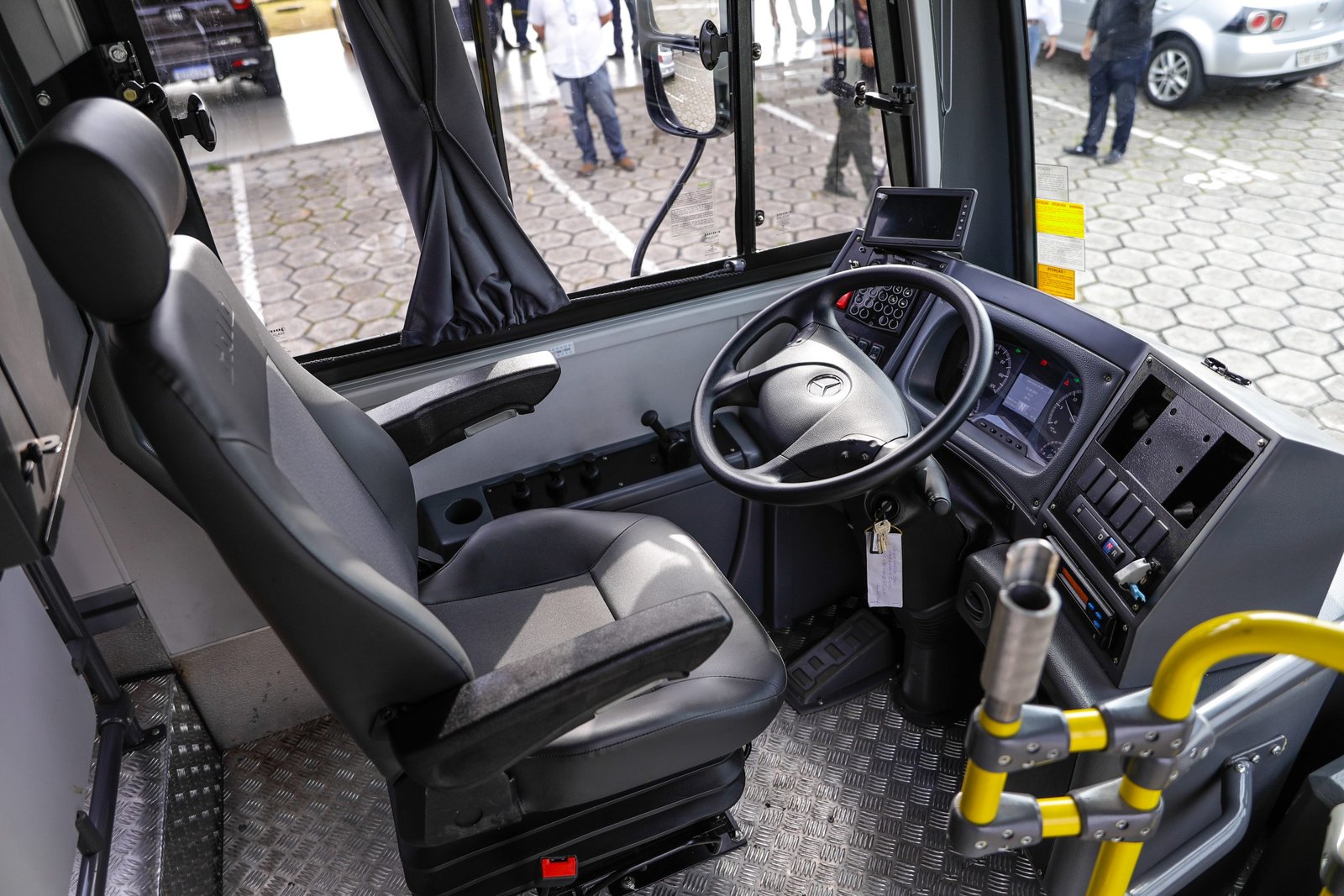 Prefeito anuncia compra de 40 novos ônibus e mais melhorias para o transporte coletivo de Manaus 8 51416008249 b9048e522d o scaled