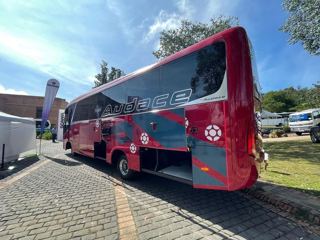 Marcopolo lança o New Audace na Colômbia 5 marcopolocol 245850849 605940430426133 8400848515437887060 n