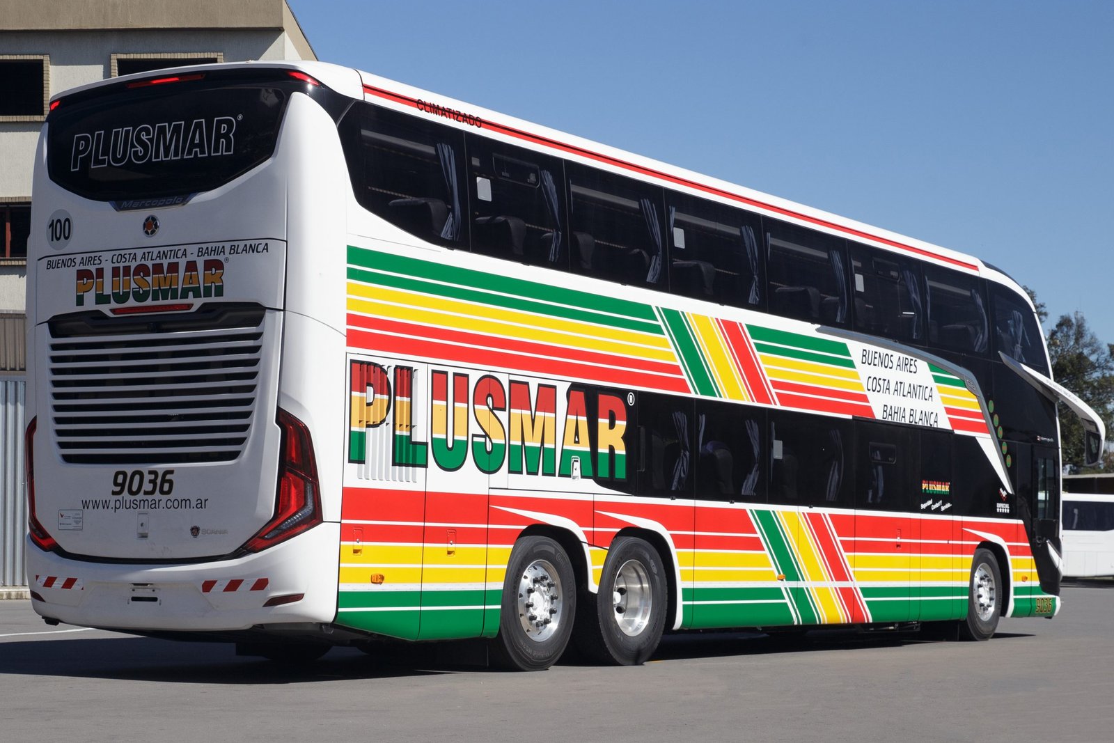 Plusmar recebe dois Marcopolo Paradiso G8 1800 DD 24 gio0102979 52368366175 o scaled