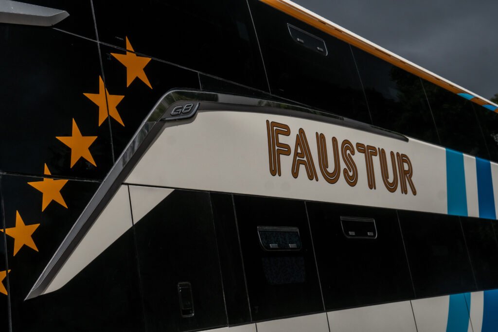 Faustur 16