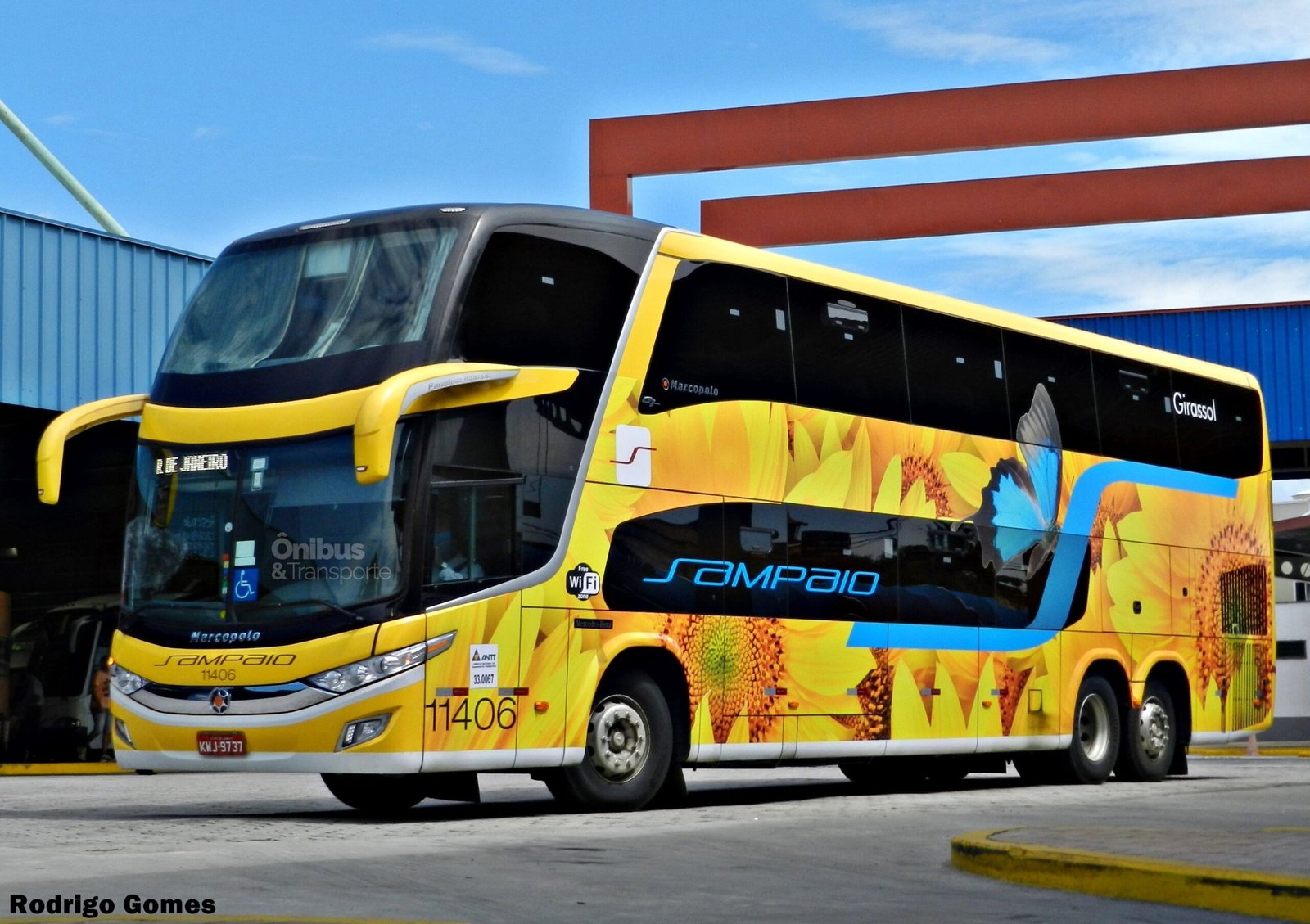 Quantos ônibus Double Deckers tem na frota das empresas do Grupo