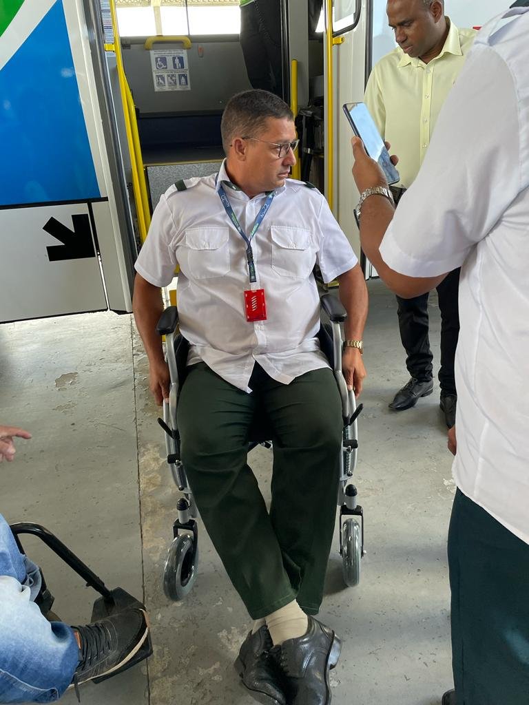 O motorista Aryon da Silva Alves vivenciou a expeeriencia de um cadeirante