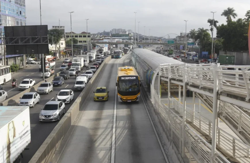 Prefeitura do Rio anuncia mudanças para melhoria do fluxo de veículos na Avenida Brasil