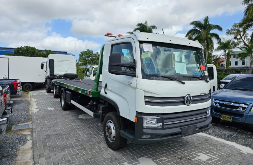 Volkswagen Caminhões & Ônibus expande presença no Suriname com a exportação de sete novos caminhões