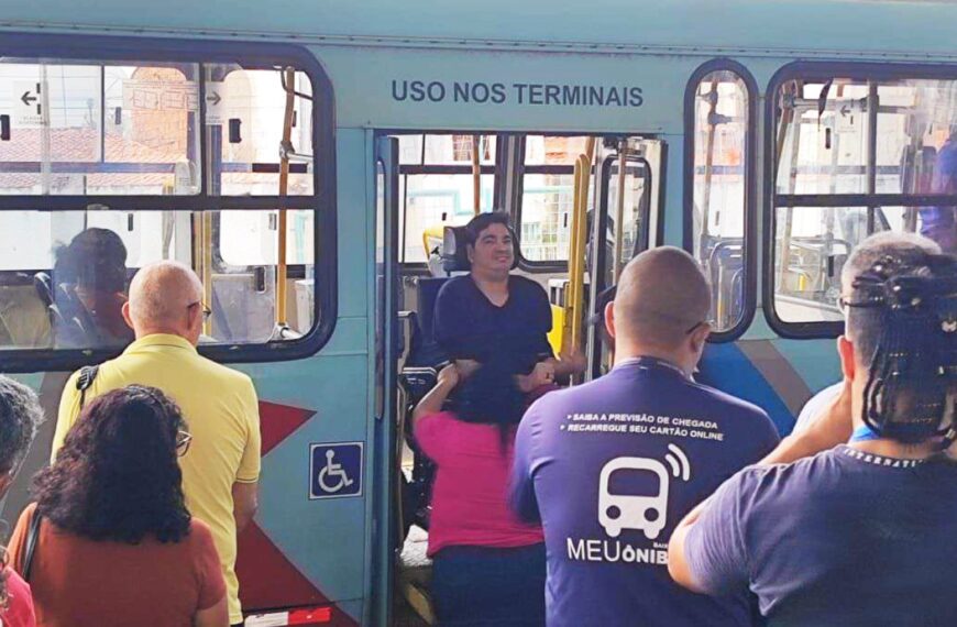Fiscalização do MP do Ceará revela problemas na prioridade de pessoas idosas e com deficiência em terminal de ônibus do bairro Siqueira