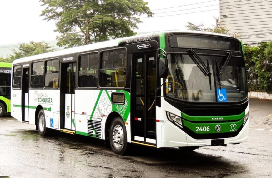 Viação Rosa apresentou ontem (1º) quinze dos seus 23 novos ônibus para o transporte público de Vitória da Conquista (BA)