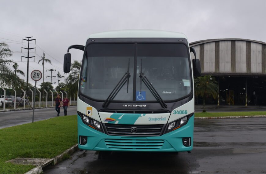 Busscar vende 10 unidades do El Buss FT para a empresa Imperial Turismo (SP)