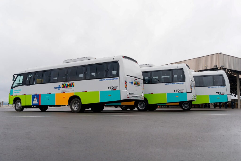 Volare entrega 59 micro-ônibus Attack 9 para fortalecer a Saúde Pública da Bahia 3 Volare