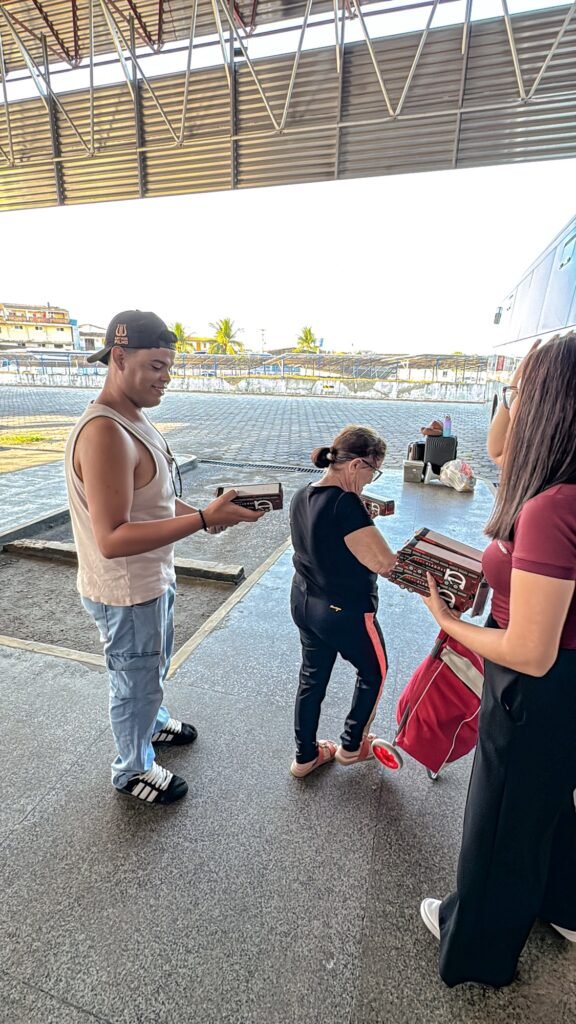 Real Alagoas celebra clientes com ação especial na rodoviária de Maceió 11 img 4984