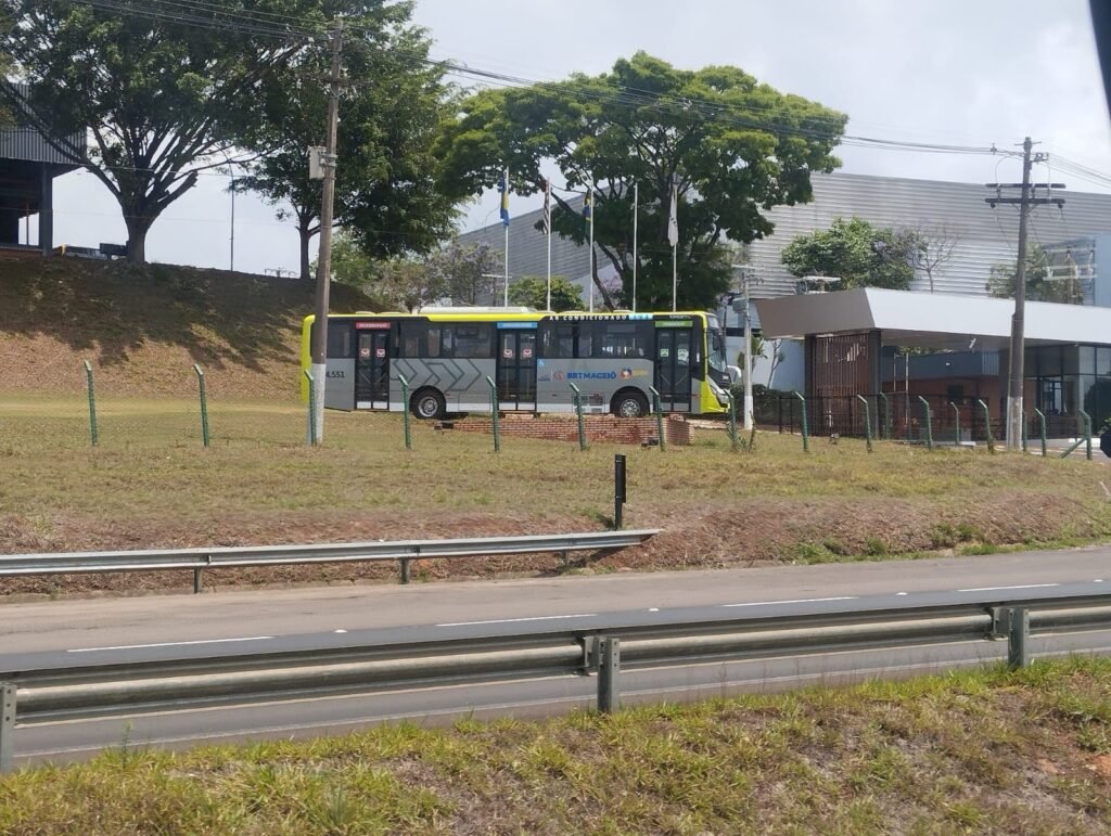 Real Alagoas adquire seu primeiro Caio Apache VIP V no novo padrão BRT de Maceió 1 WhatsApp Image 2025 10 14 at 13.06.40