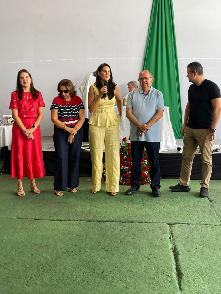 Grupo A. Cândido
