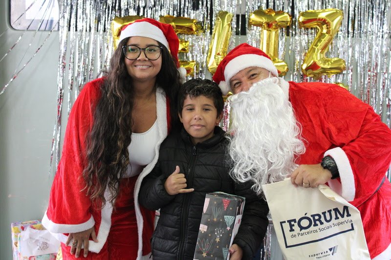 SuperVia promove Natal solidário para crianças da comunidade do Muquiço 3 SuperVia