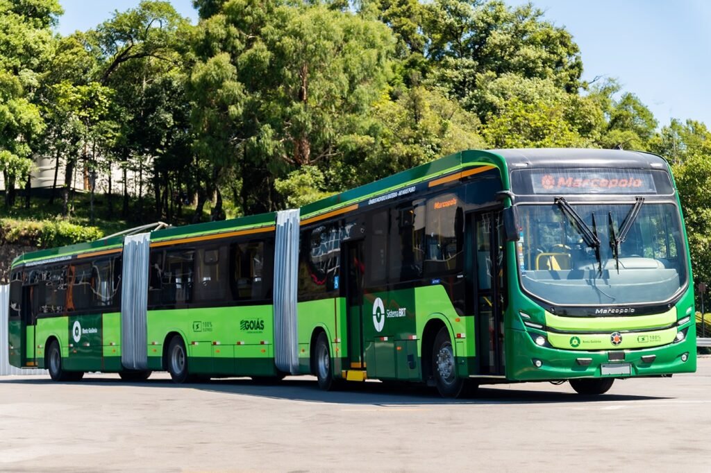 Marcopolo entrega Attivi Express e coloca em operação os primeiros ônibus biarticulados elétricos do Brasil 4 img 0033