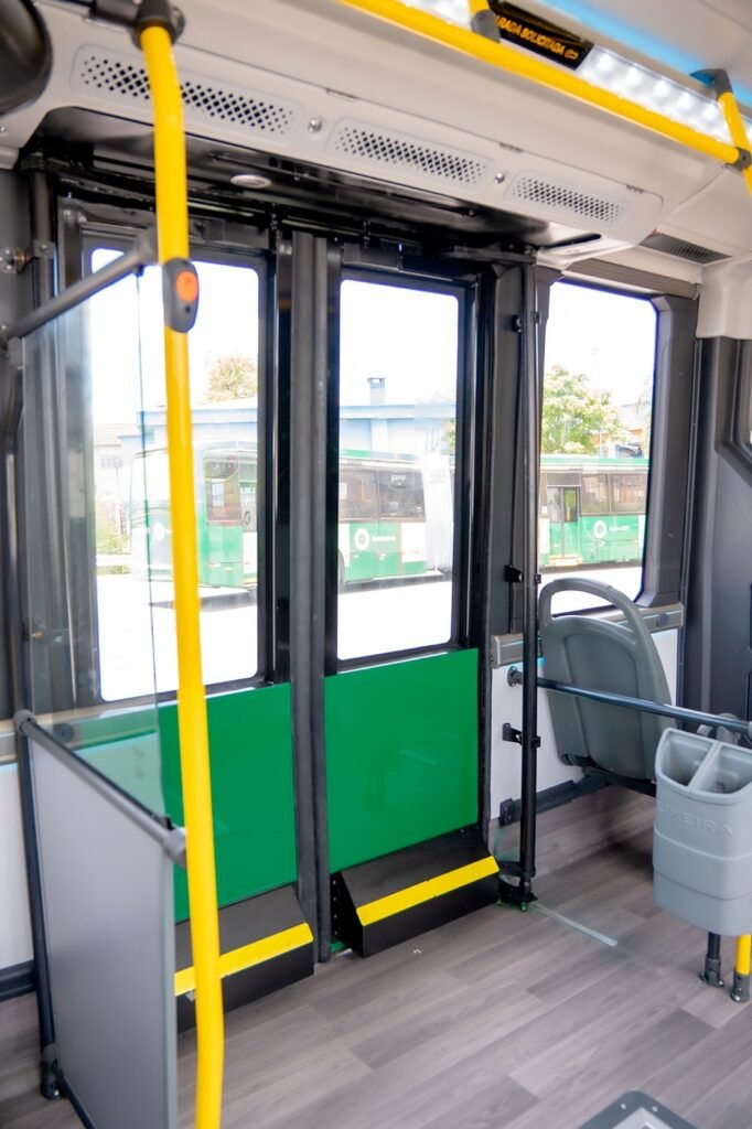 Marcopolo entrega Attivi Express e coloca em operação os primeiros ônibus biarticulados elétricos do Brasil 2 img 0037