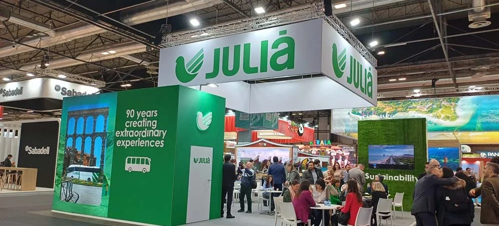 julia 1000x454 1