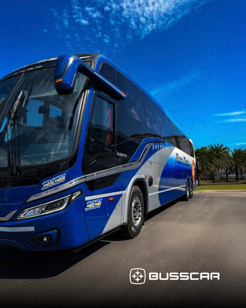 Busscar entrega seis ônibus à Alto Nível e TiendaLeón e amplia presença no mercado argentino 3 Busscar