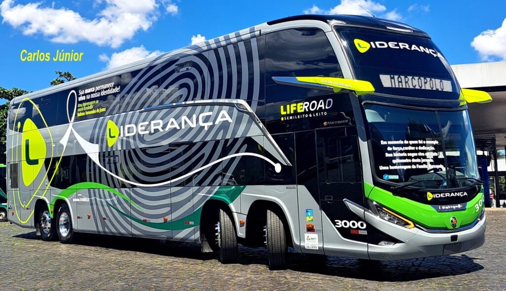 Liderança Turismo recebe Marcopolo Paradiso G8 1800 DD com pintura temática e reforça operação premium em Goiás 1 Liderança Turismo