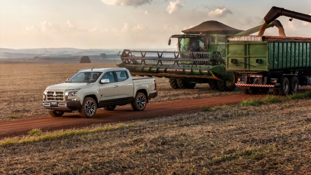 Mitsubishi Triton Terra