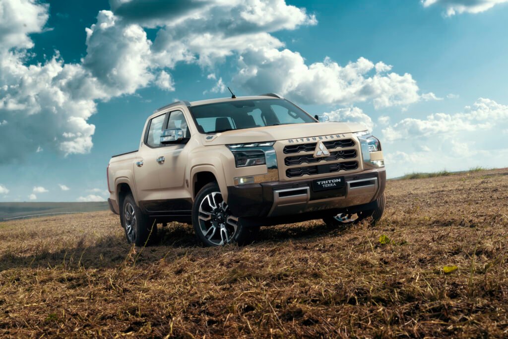 Mitsubishi Triton Terra