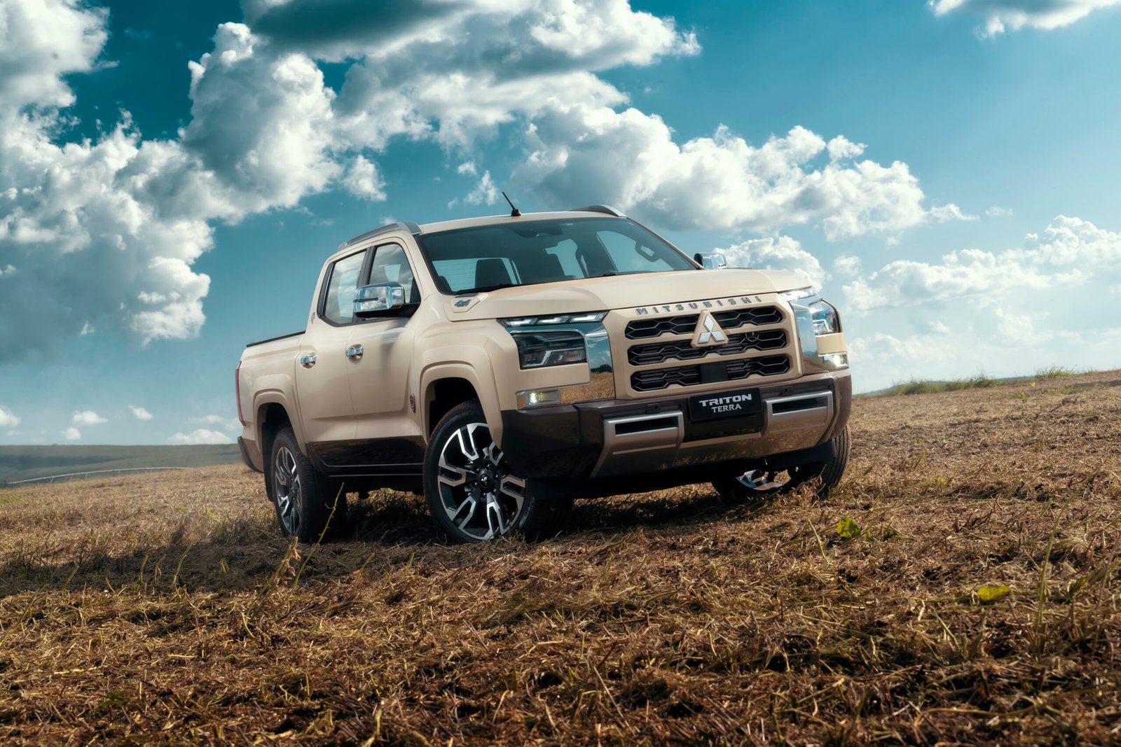 Mitsubishi Triton Terra