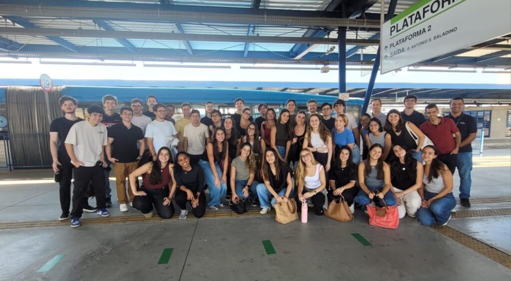 BRT Sorocaba vira referência nacional e recebe alunos da FGV para estudo sobre concessões e mobilidade urbana 1 BRT Sorocaba
