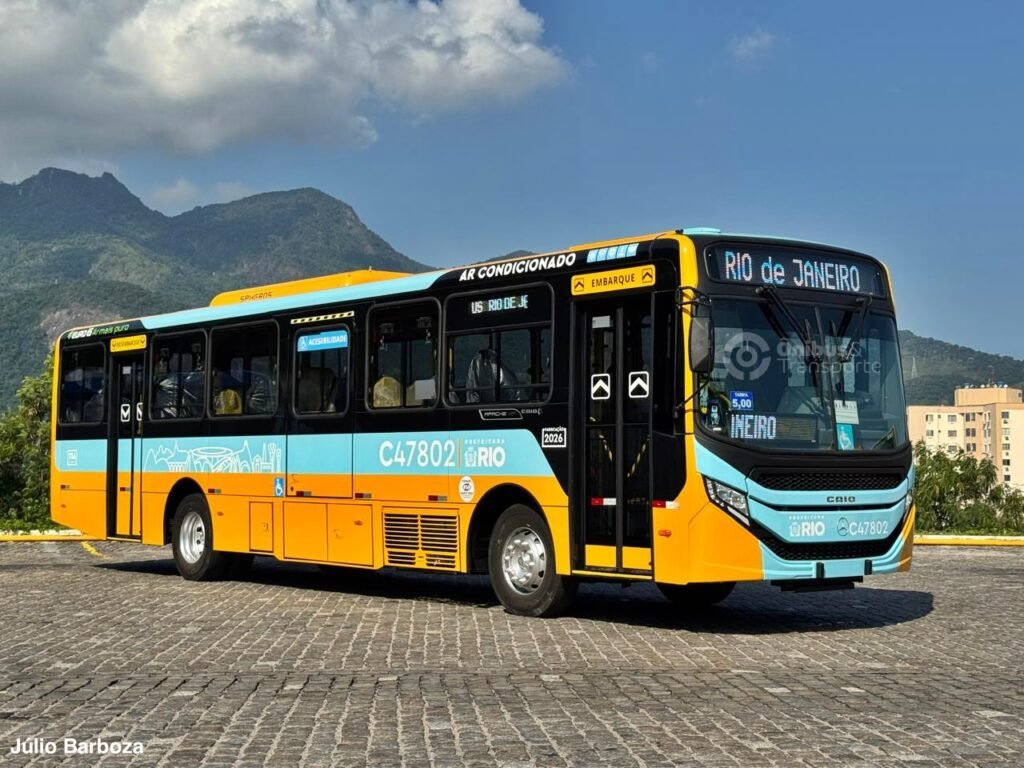Empresas do Grupo Redentor recebem 43 ônibus 0 km e iniciam nova era com primeiros Caio Apache Vip V da história 1 Grupo Redentor