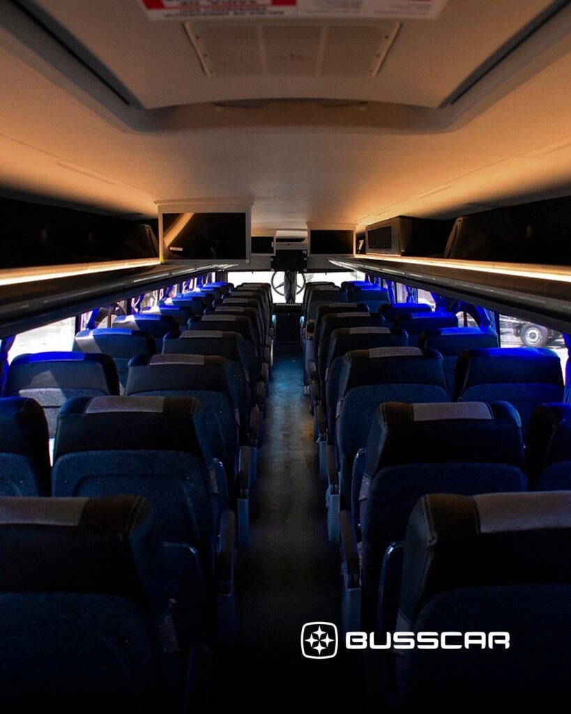 Busscar entrega Panorâmico DD NB1 à Mercedes-Benz e amplia vitrine tecnológica no transporte rodoviário 5 img 1196
