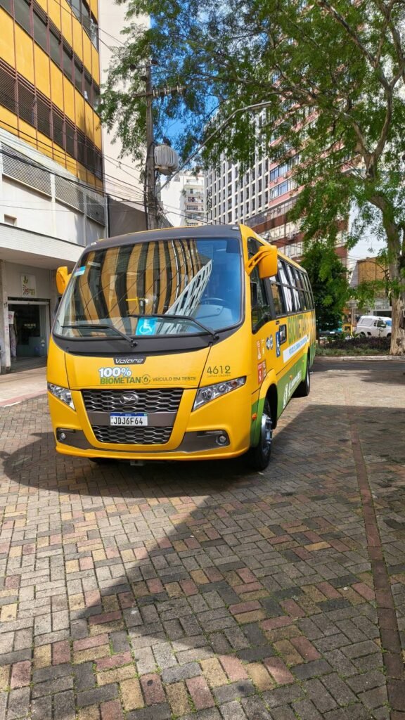 Londrina testa micro-ônibus Volare movido a GNV e biometano no transporte coletivo urbano 3 Volare