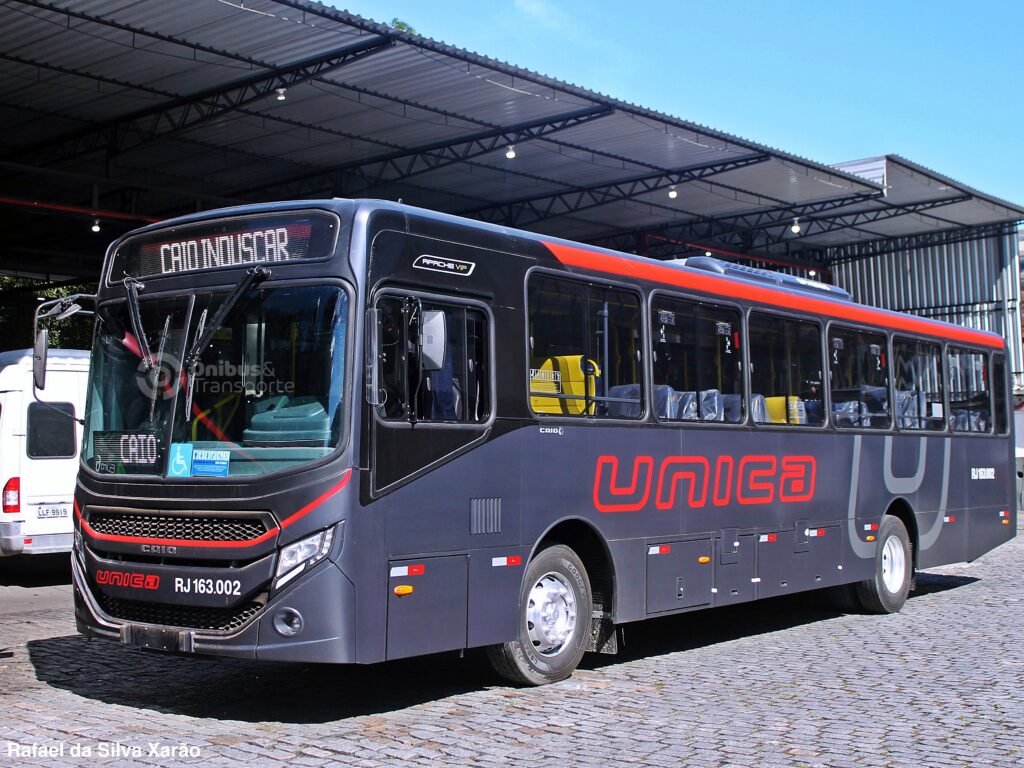 Única