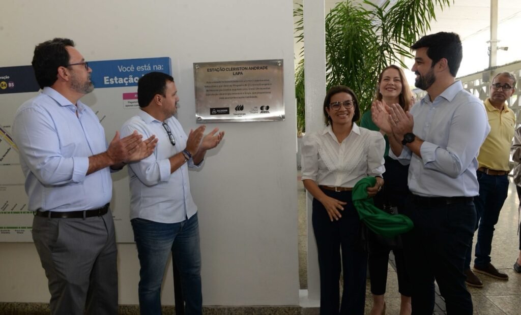 Estação da Lapa recebe usina solar e reforça aposta da Prefeitura de Salvador em transporte público sustentável 4 Prefeitura de Salvador