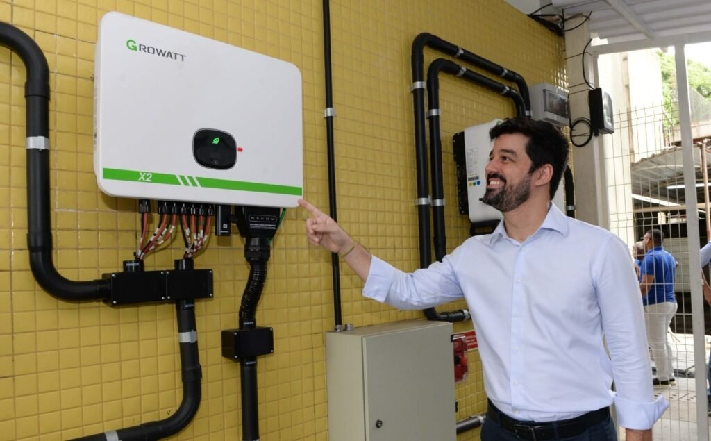 Estação da Lapa recebe usina solar e reforça aposta da Prefeitura de Salvador em transporte público sustentável 1 Prefeitura de Salvador