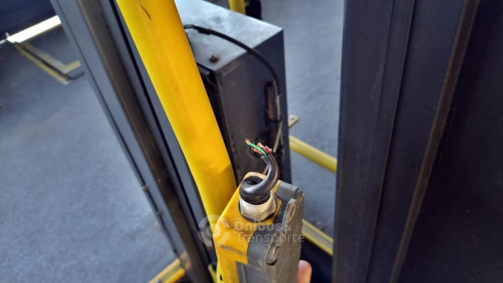 Nova onda de vandalismo em Recife danifica plataformas para cadeirantes e tira ônibus de circulação 1 Recife