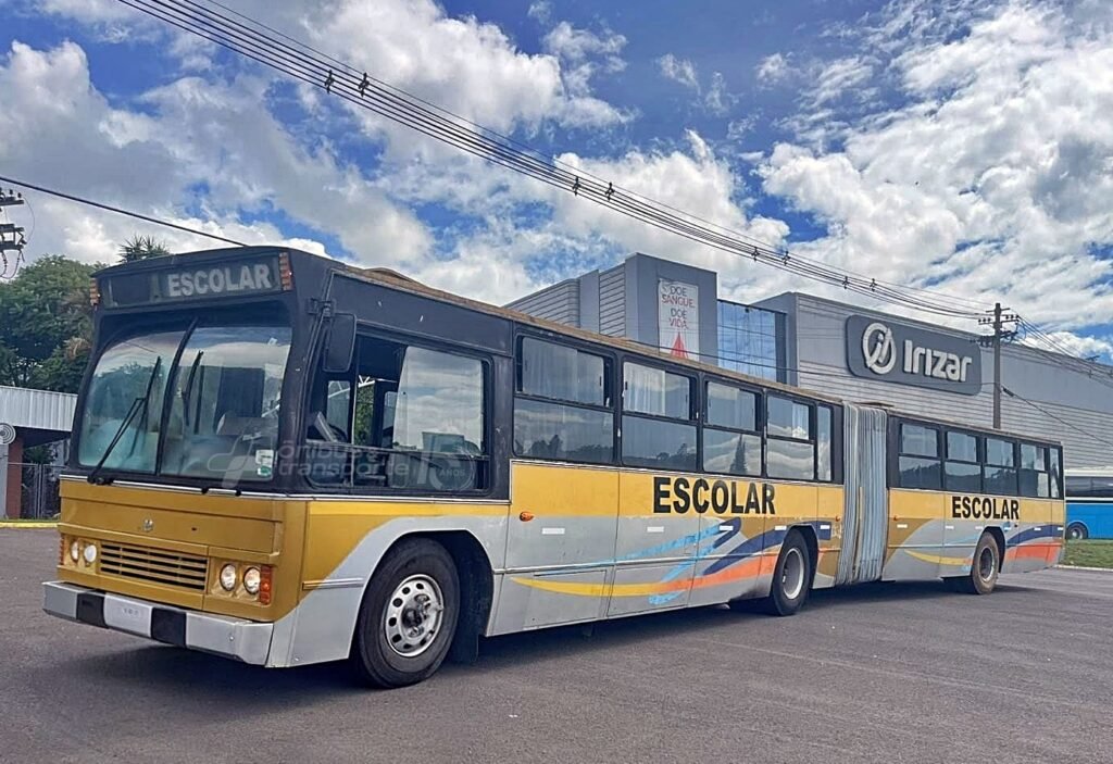 Gigante da década de 1980: CAIO Padron Amélia articulado será uma das atrações do 3º Red Bus Day 1 CAIO Padron Amélia